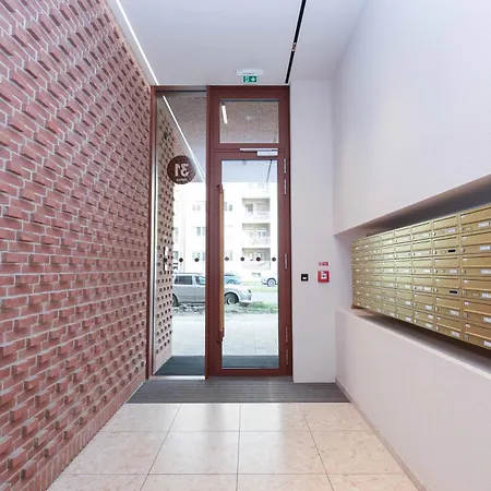 Fresh & Modern Zwirn Oasis - Free Parking *