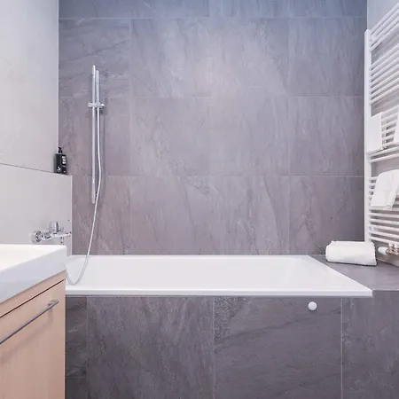 Fresh & Modern Zwirn Oasis - Free Parking Appartamento